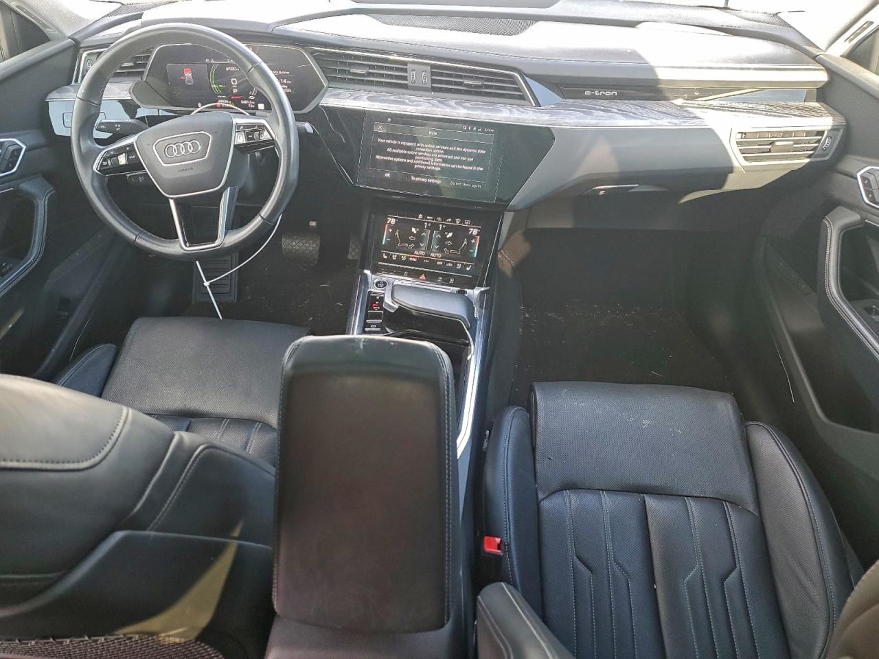 2022 AUDI E-TRON SPORTBACK PRESTIGE photo 8