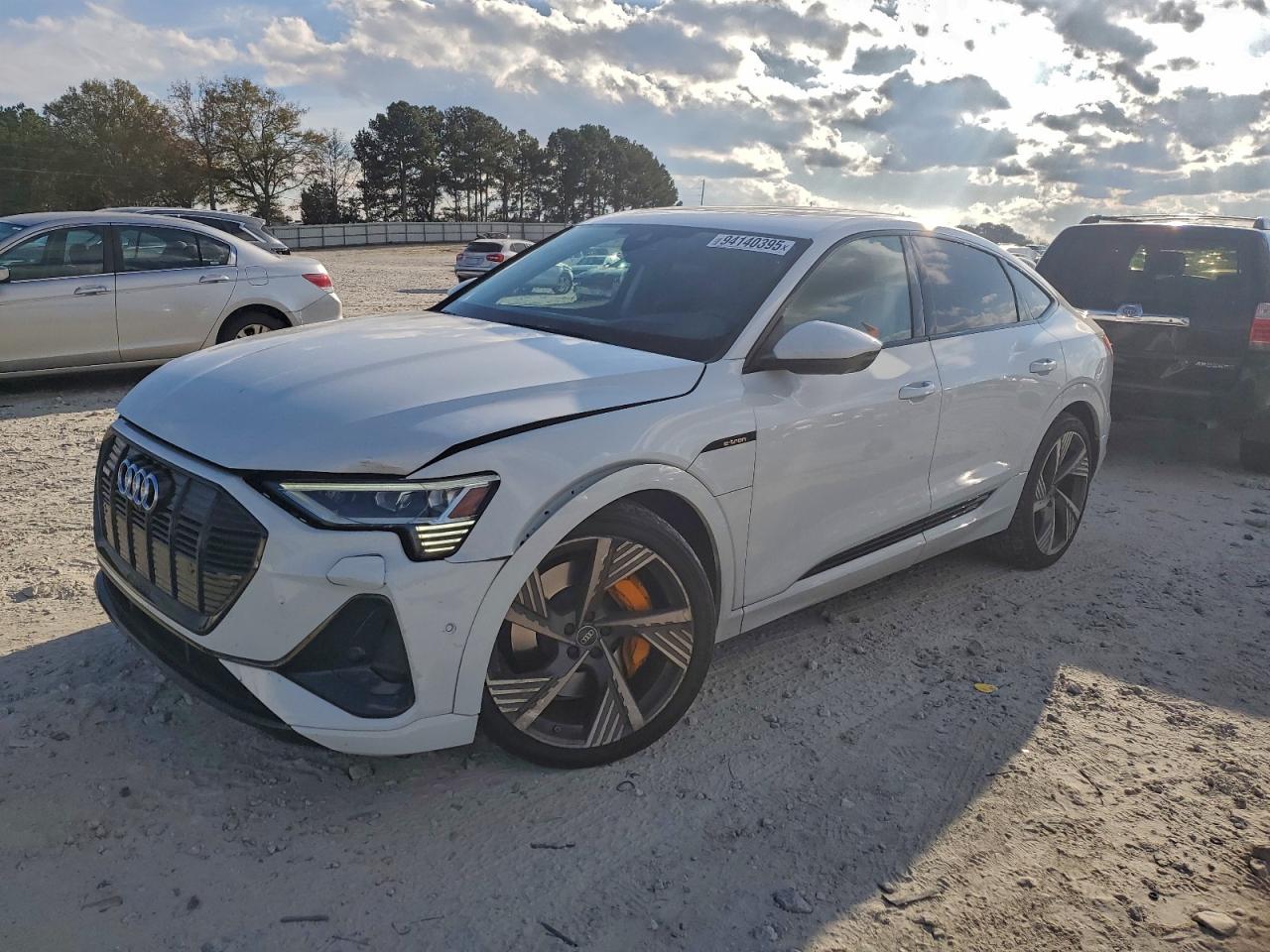 2022 AUDI E-TRON