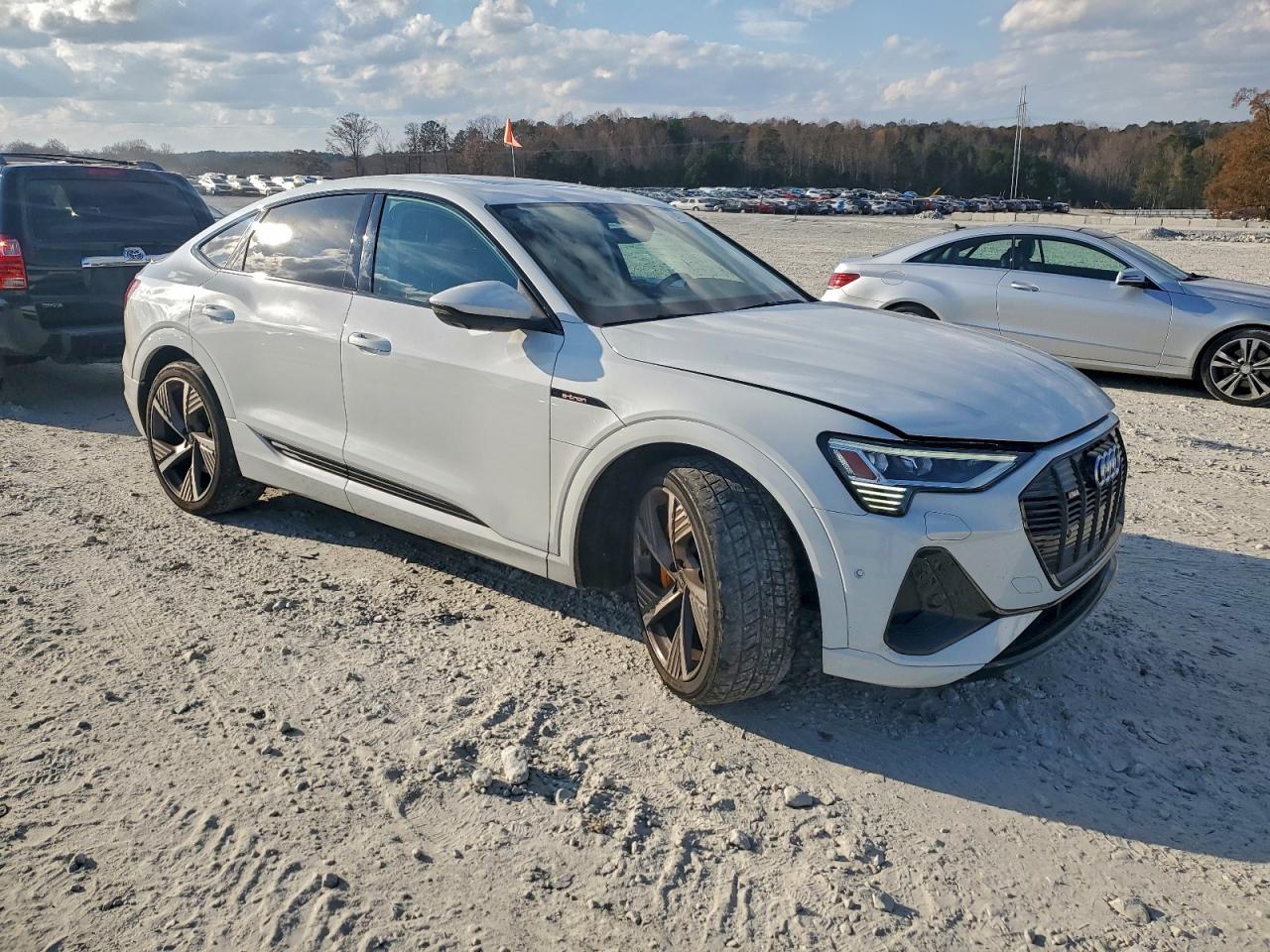 2022 AUDI E-TRON SPORTBACK PRESTIGE photo 4