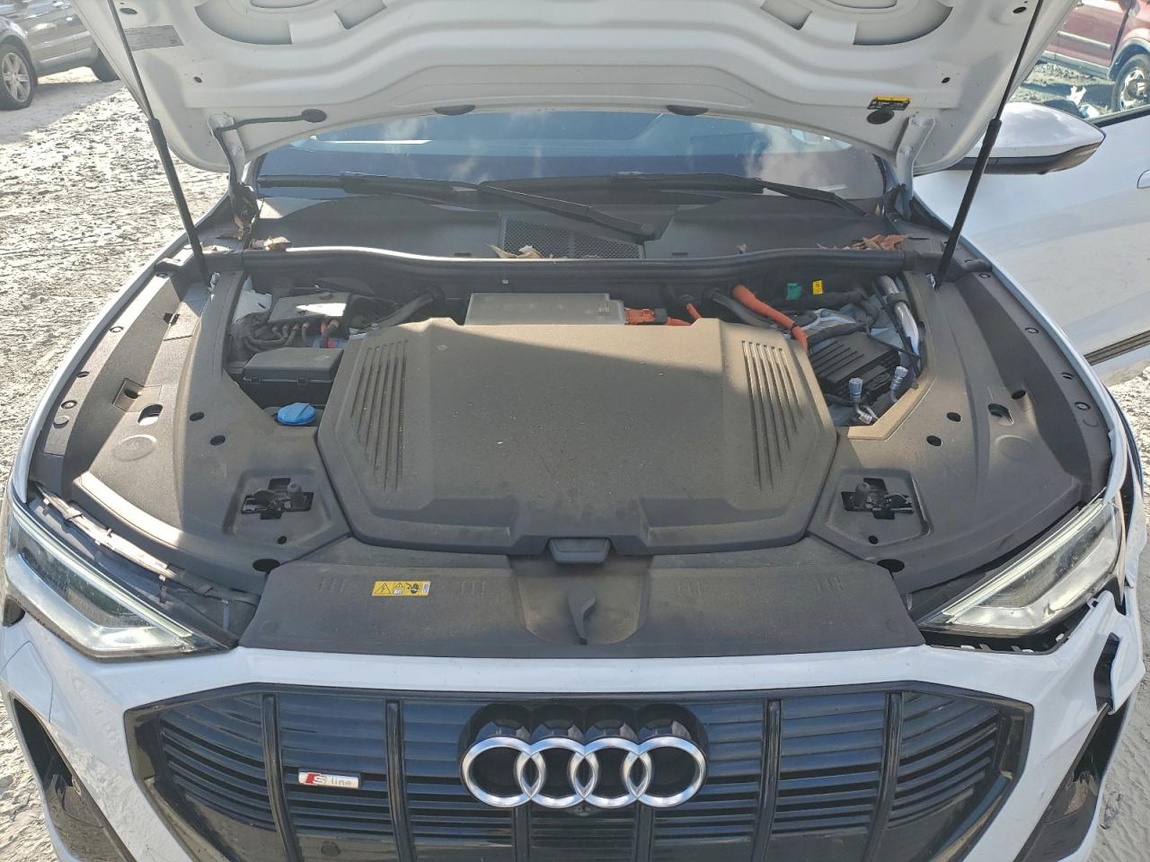 2022 AUDI E-TRON SPORTBACK PRESTIGE photo 12