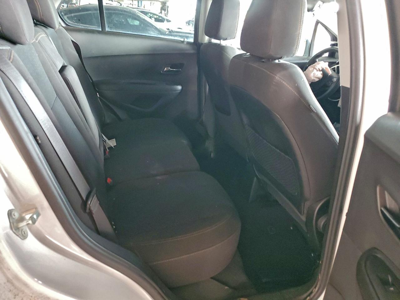 2019 CHEVROLET TRAX LS photo 11