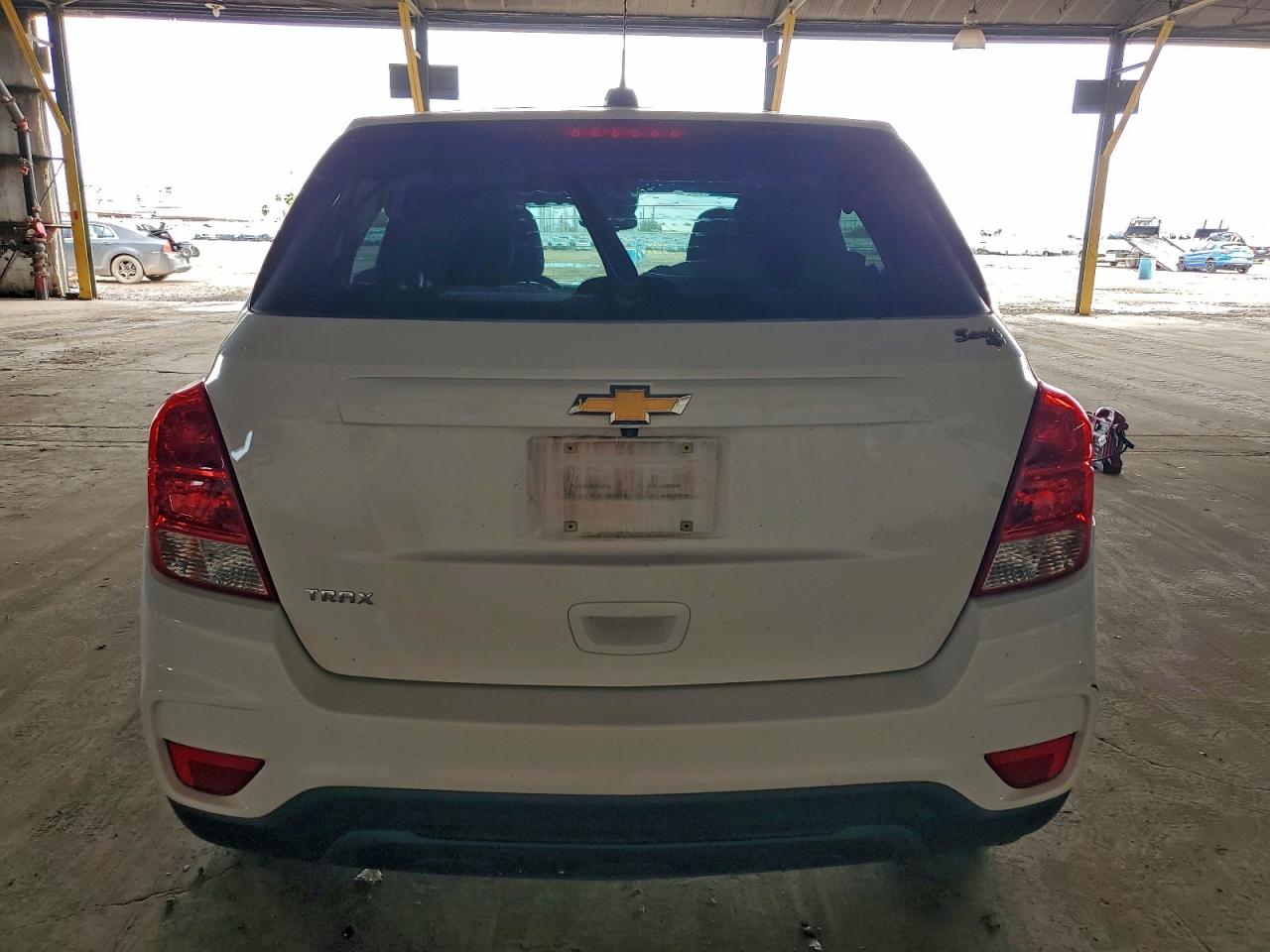 2019 CHEVROLET TRAX LS photo 6