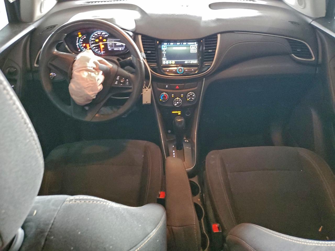 2019 CHEVROLET TRAX LS photo 8