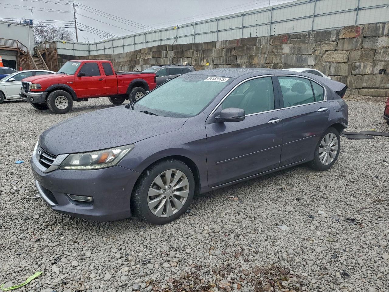 2013 HONDA ACCORD