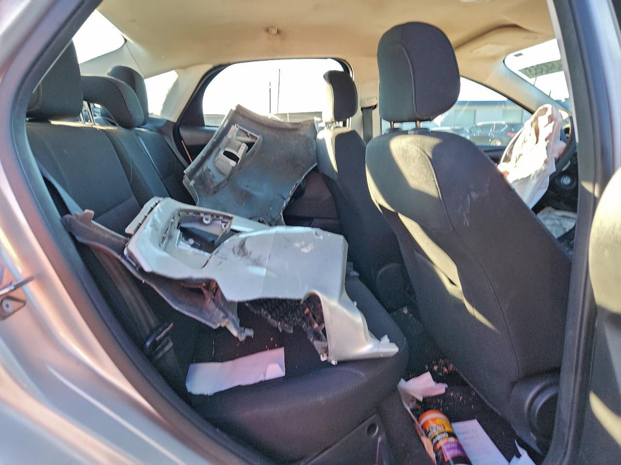 2018 FORD FOCUS SE photo 19