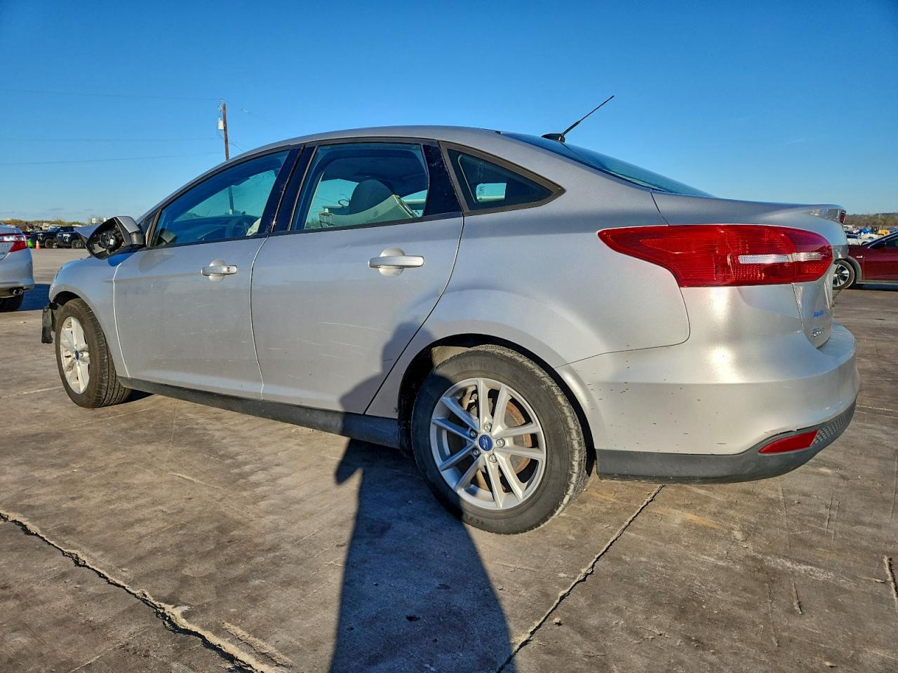 2018 FORD FOCUS SE photo 3