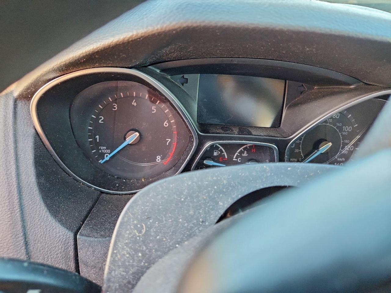 2018 FORD FOCUS SE photo 17