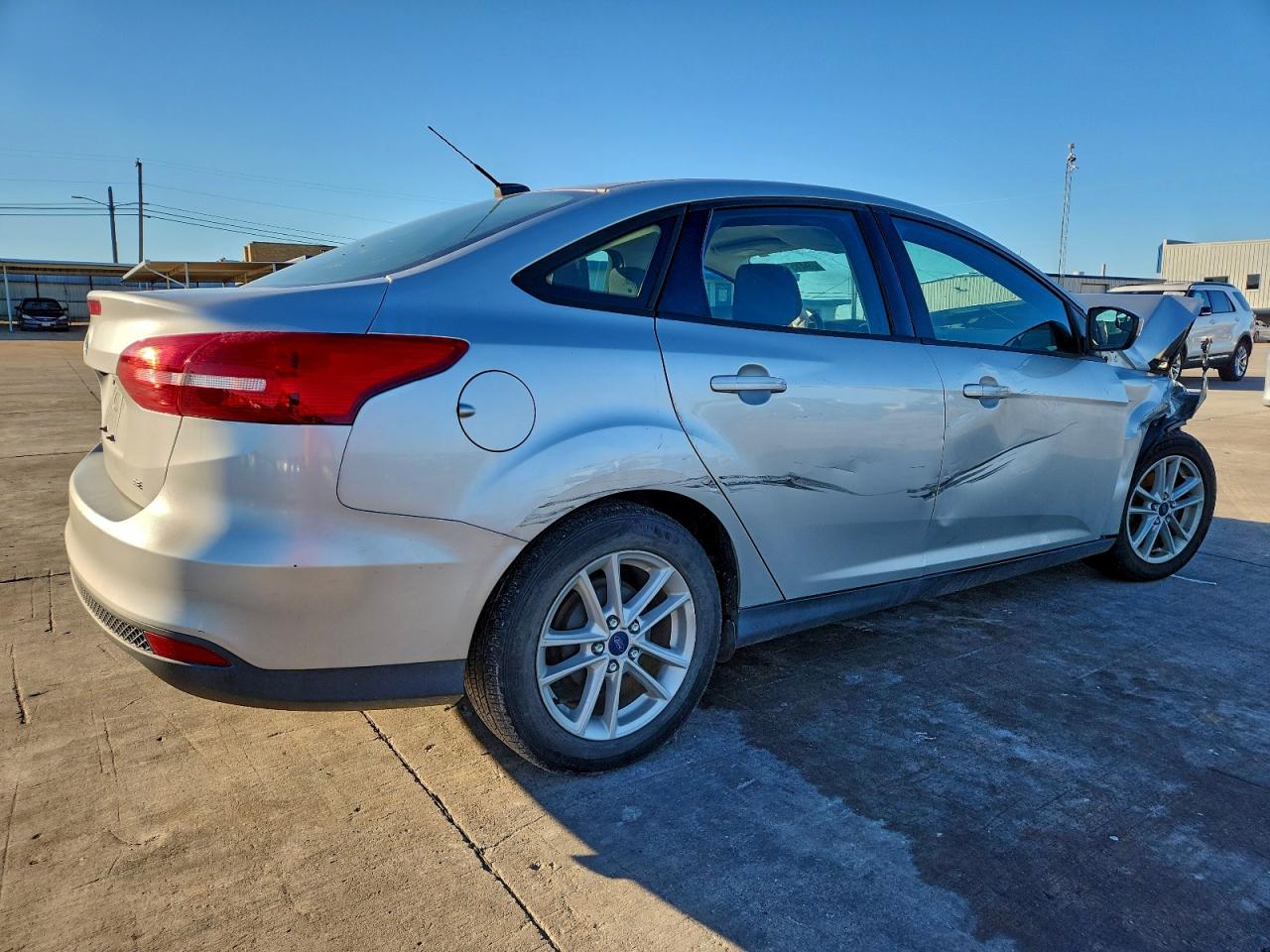 2018 FORD FOCUS SE photo 5