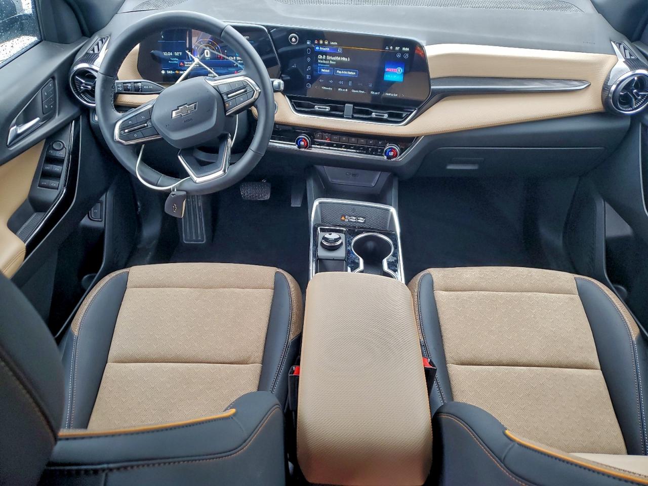 2026 CHEVROLET EQUINOX ACTIV photo 8