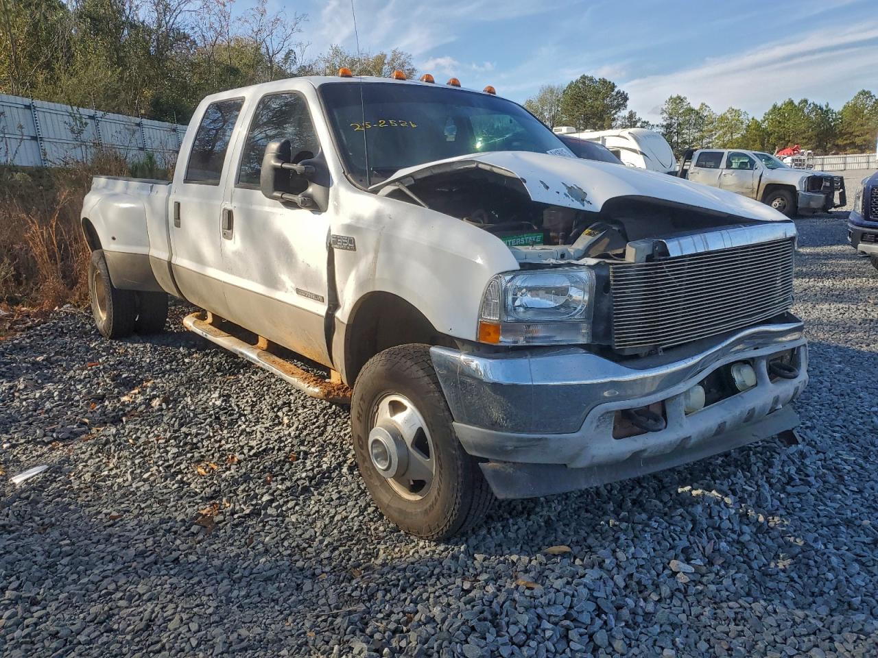 2002 FORD SUPER DUTY F-350 W/D photo 4
