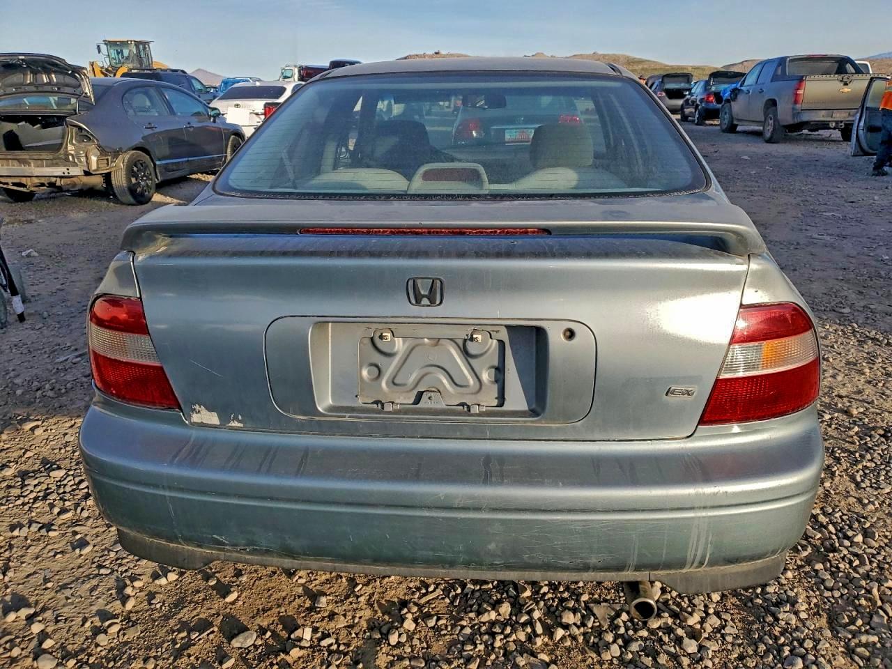 1994 HONDA ACCORD photo 11