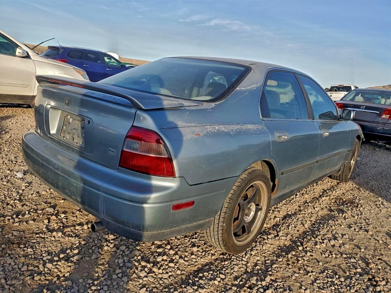 1994 HONDA ACCORD photo 5