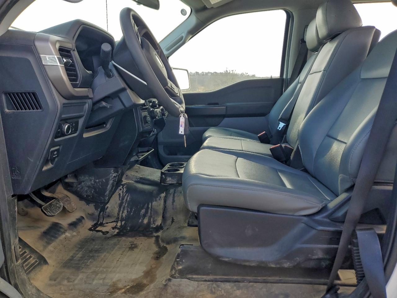 2024 FORD F150 XL photo 19