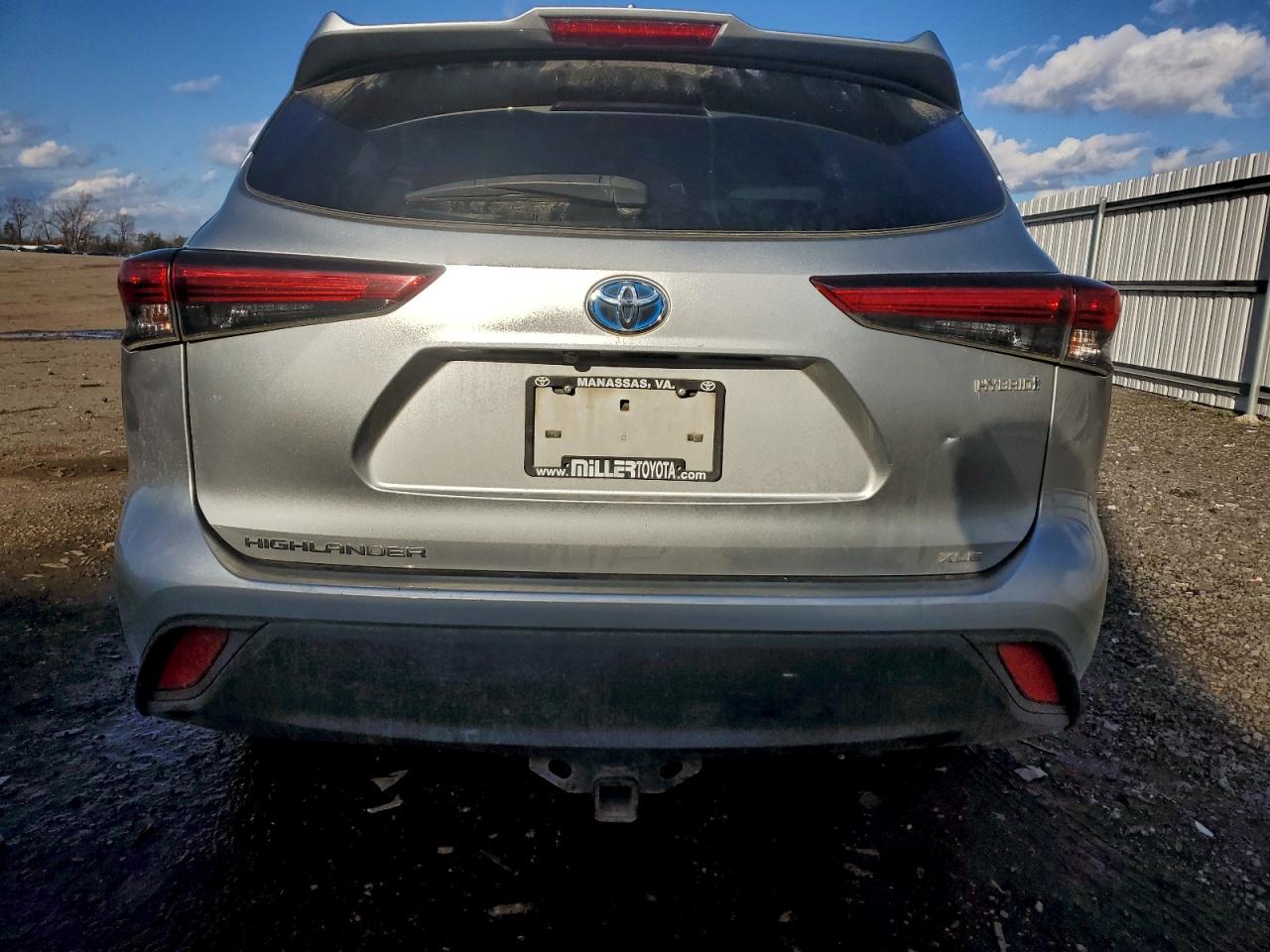 2020 TOYOTA HIGHLANDER HYBRID XLE photo 11