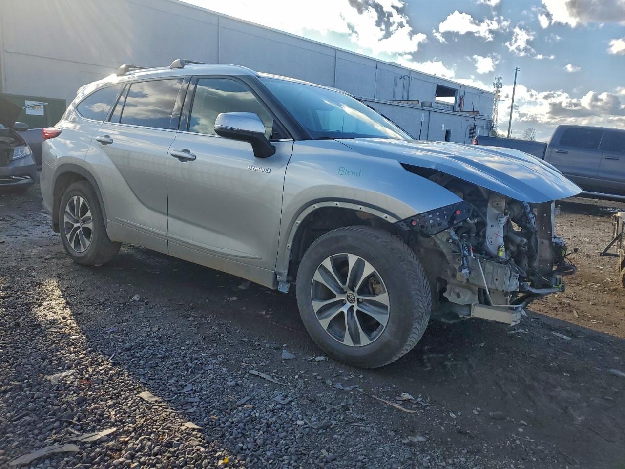 2020 TOYOTA HIGHLANDER HYBRID XLE photo 7