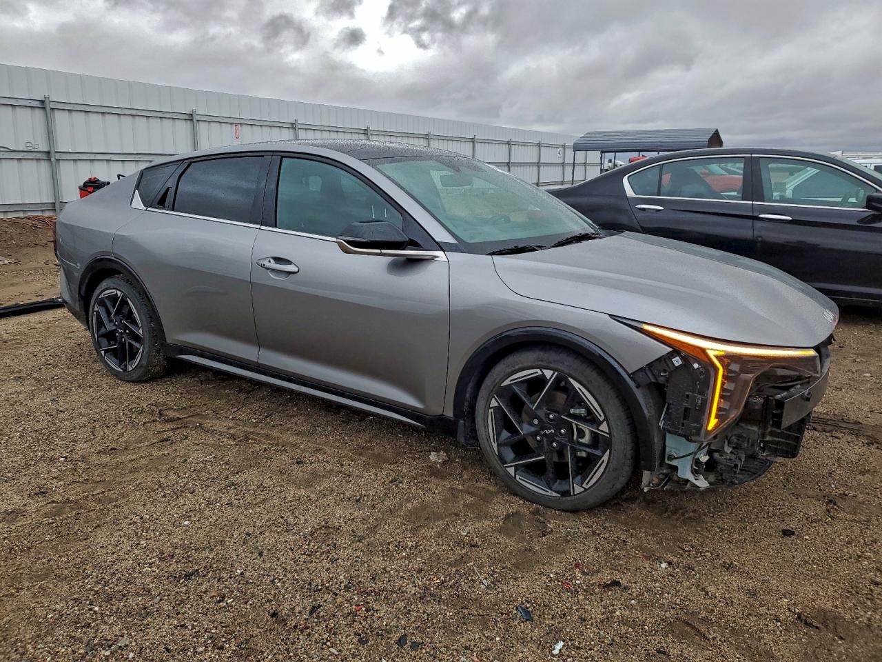 2025 KIA K4 GT LINE photo 4