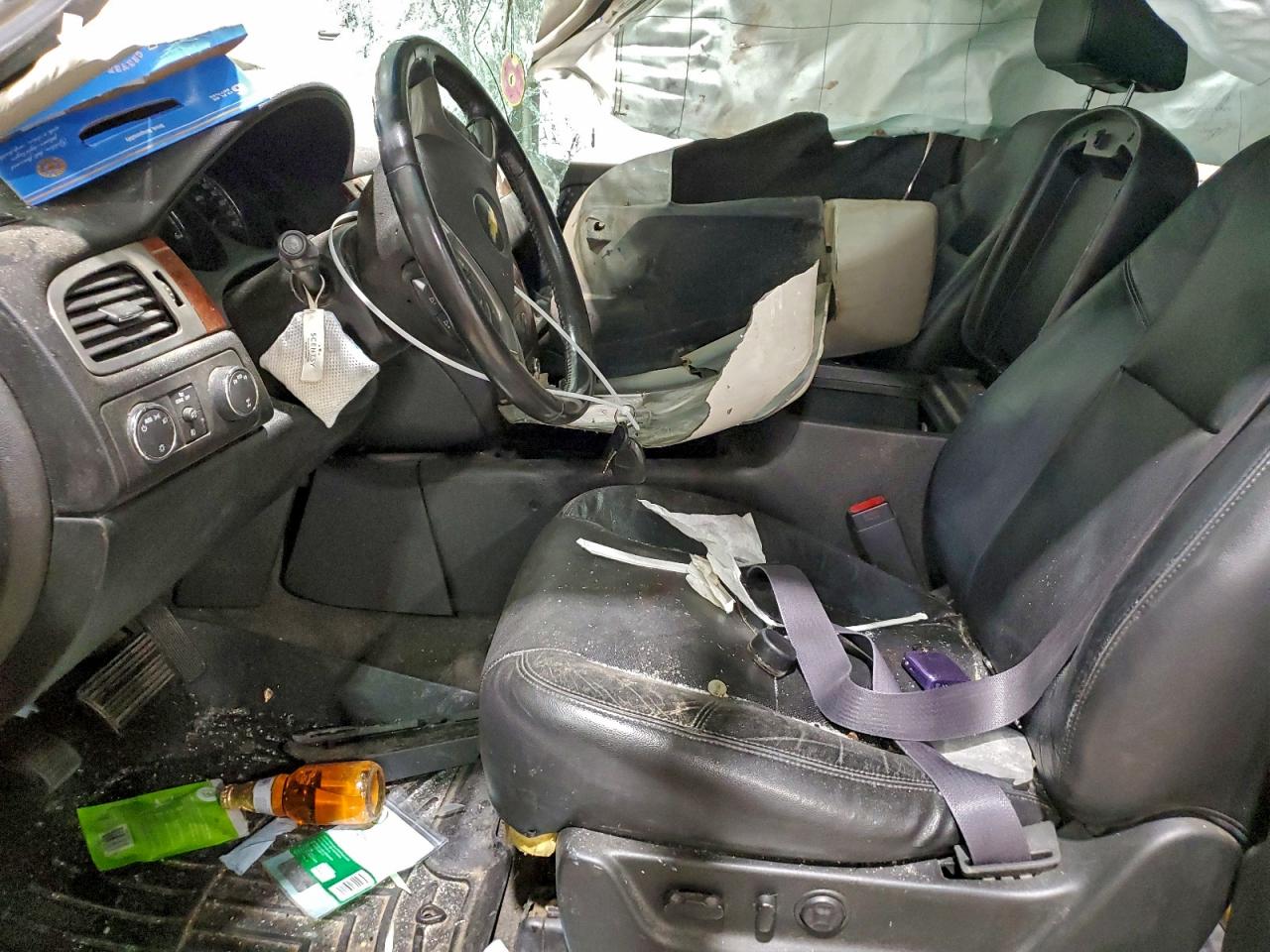 2011 CHEVROLET TAHOE K1500 LTZ photo 7