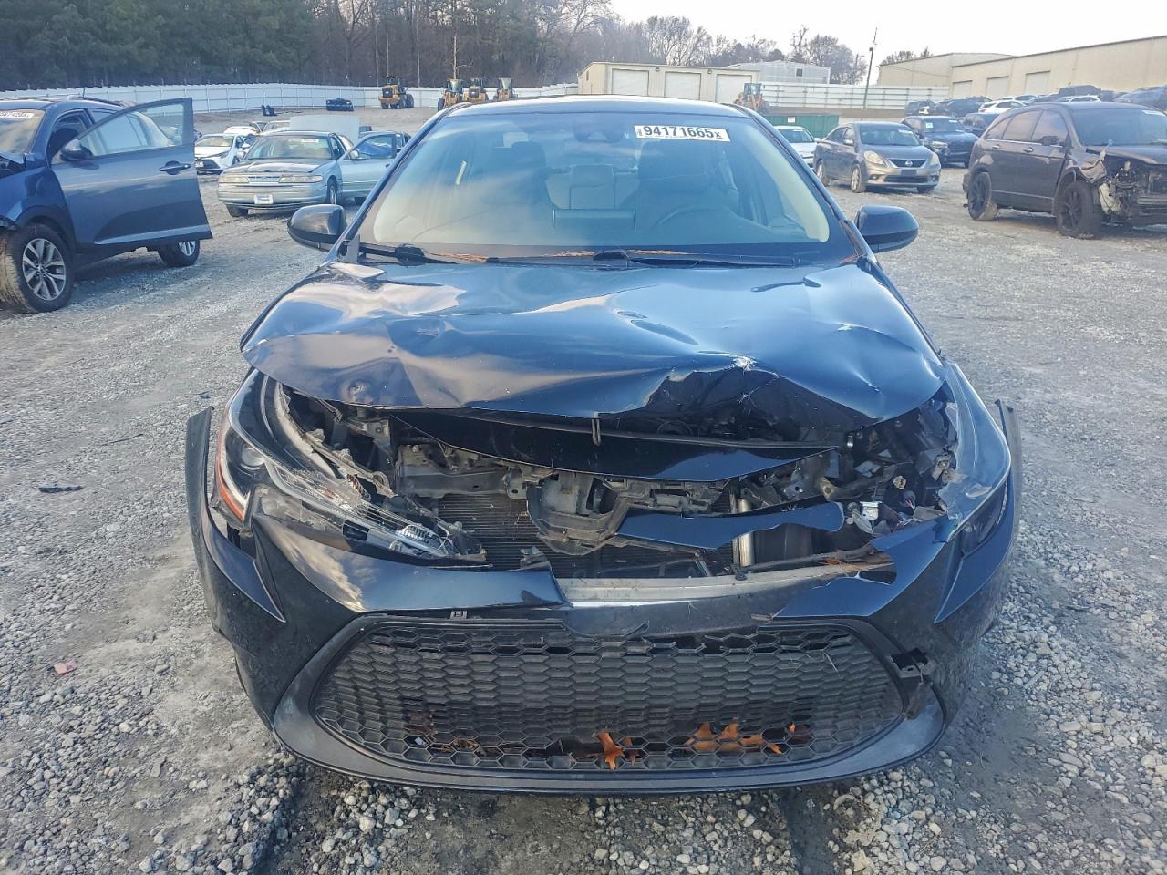 2020 TOYOTA COROLLA LE photo 9