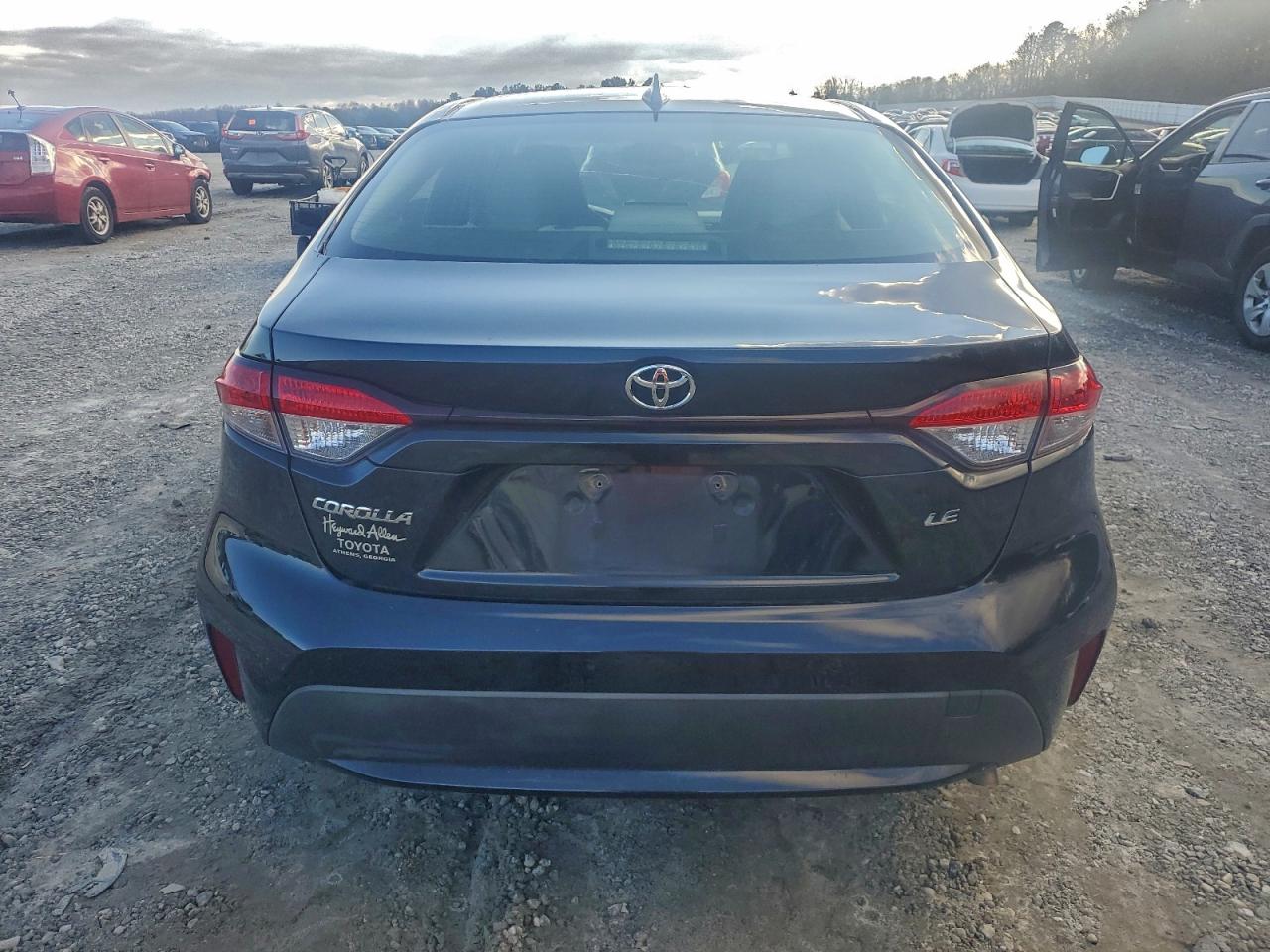2020 TOYOTA COROLLA LE photo 11