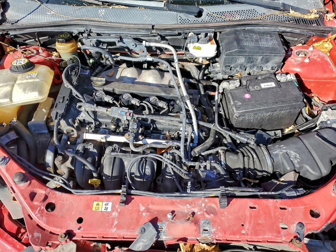 2005 FORD FOCUS ZX4 photo 11