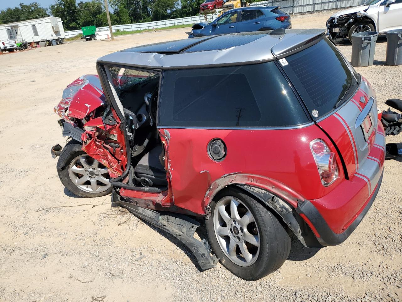 2006 MINI COOPER photo 3
