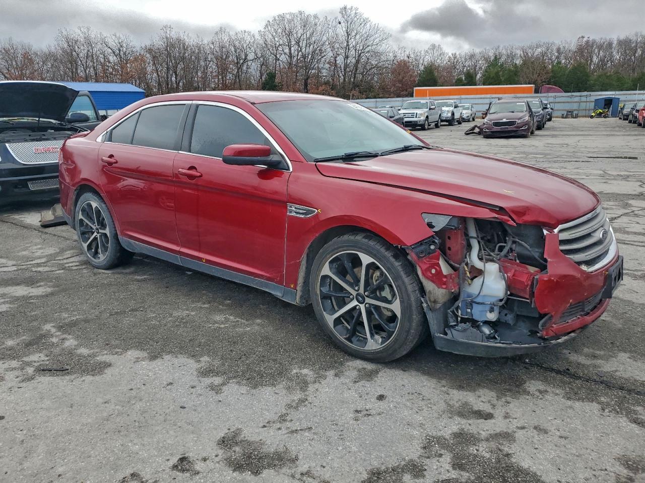 2016 FORD TAURUS SEL photo 4