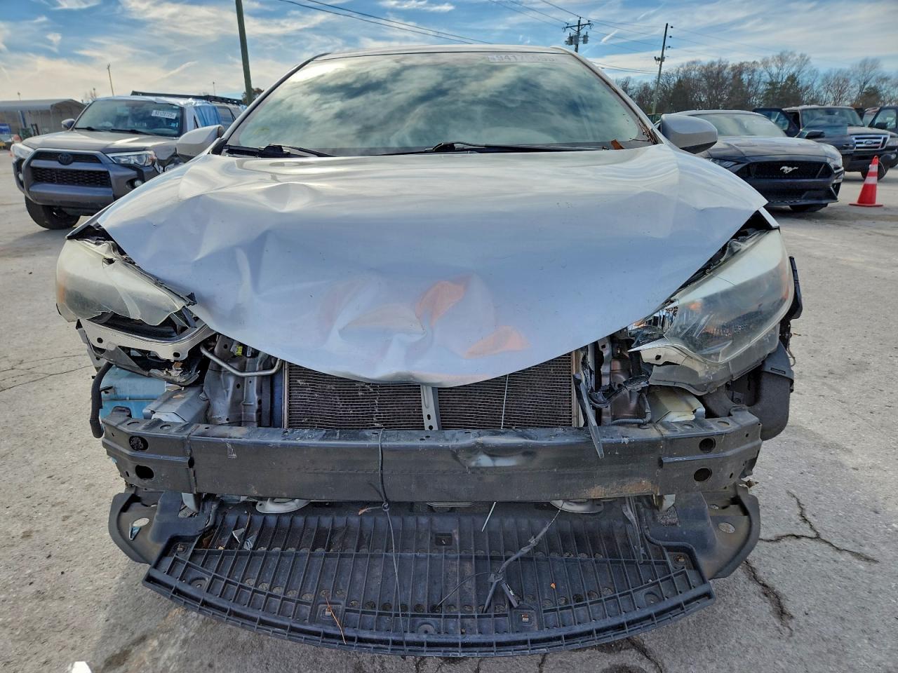 2016 TOYOTA COROLLA L photo 9