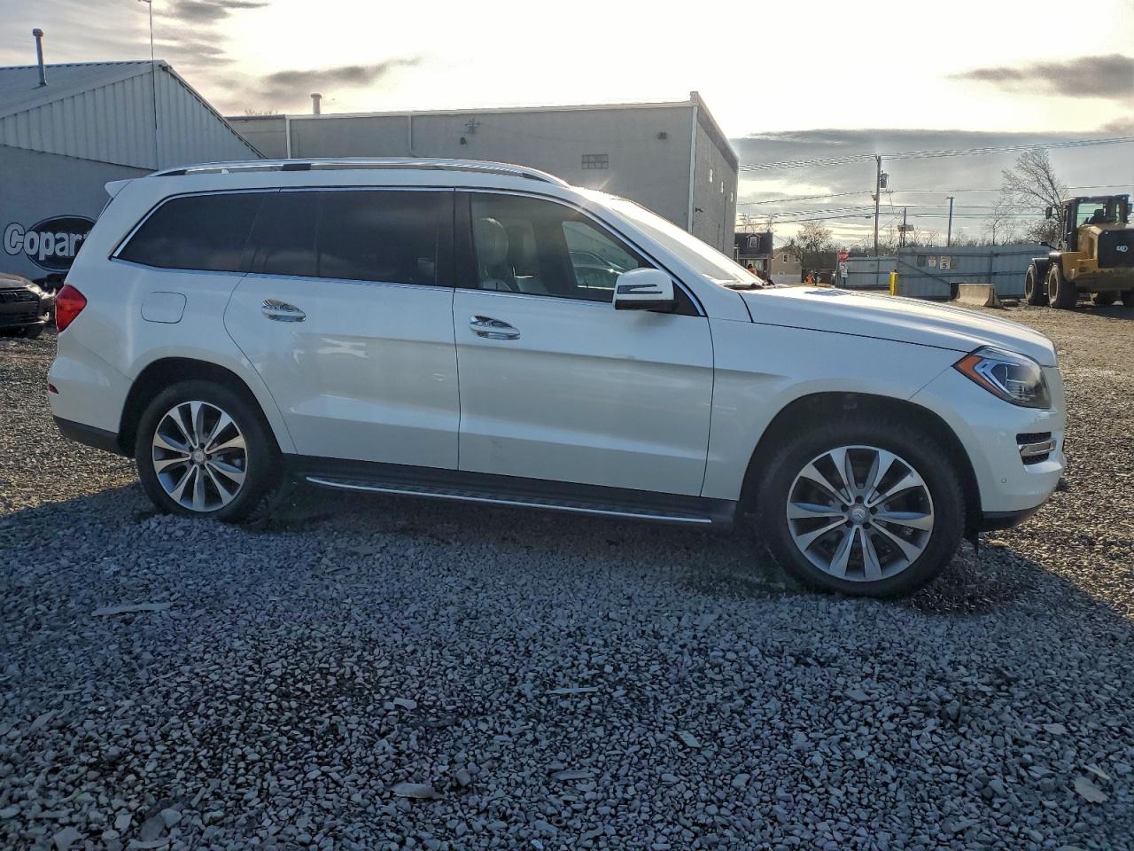 2015 MERCEDES-BENZ GL 450 4MATIC photo 4