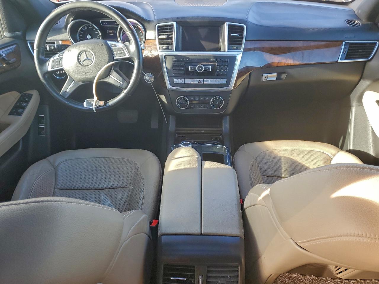 2015 MERCEDES-BENZ GL 450 4MATIC photo 8