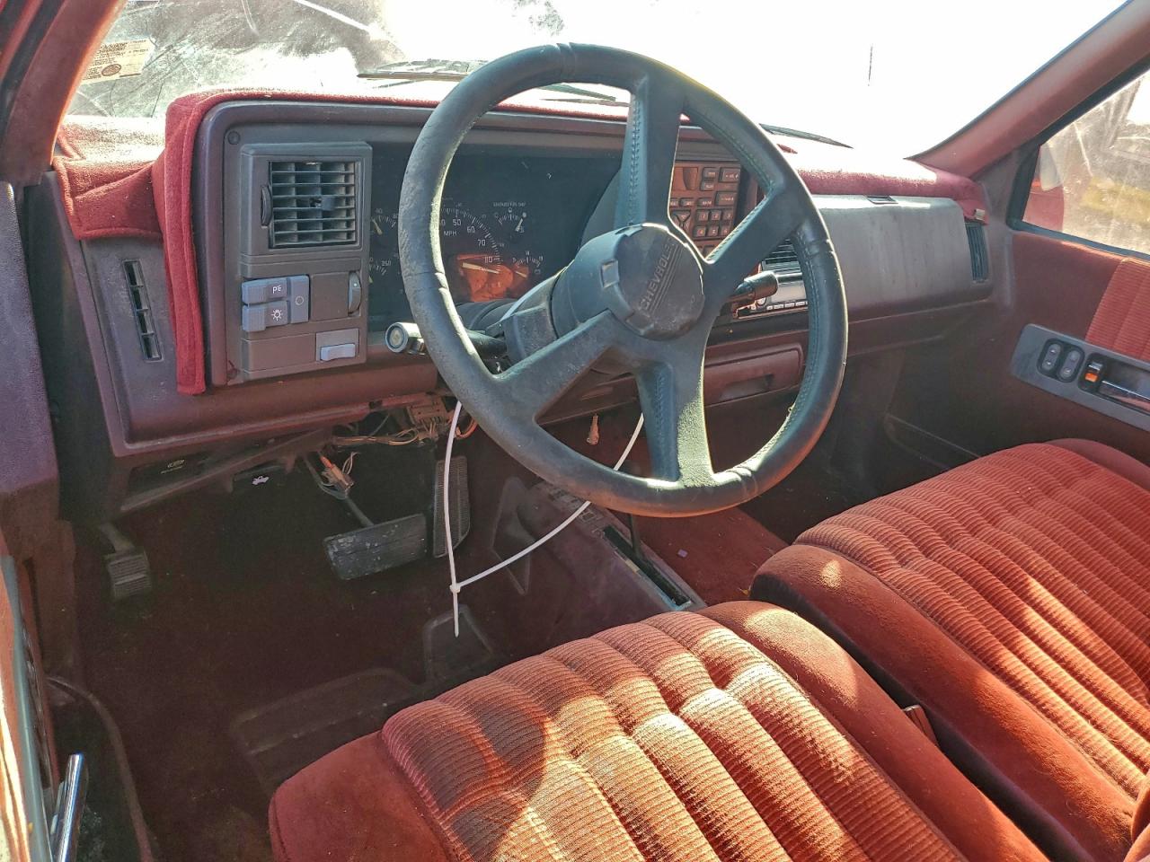 1994 CHEVROLET GMT-400 K1500 photo 8