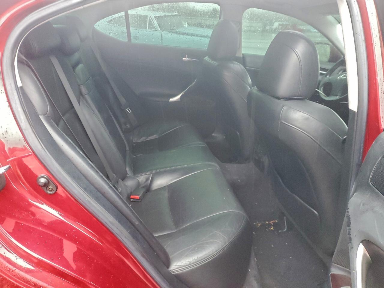 2006 LEXUS IS photo 10