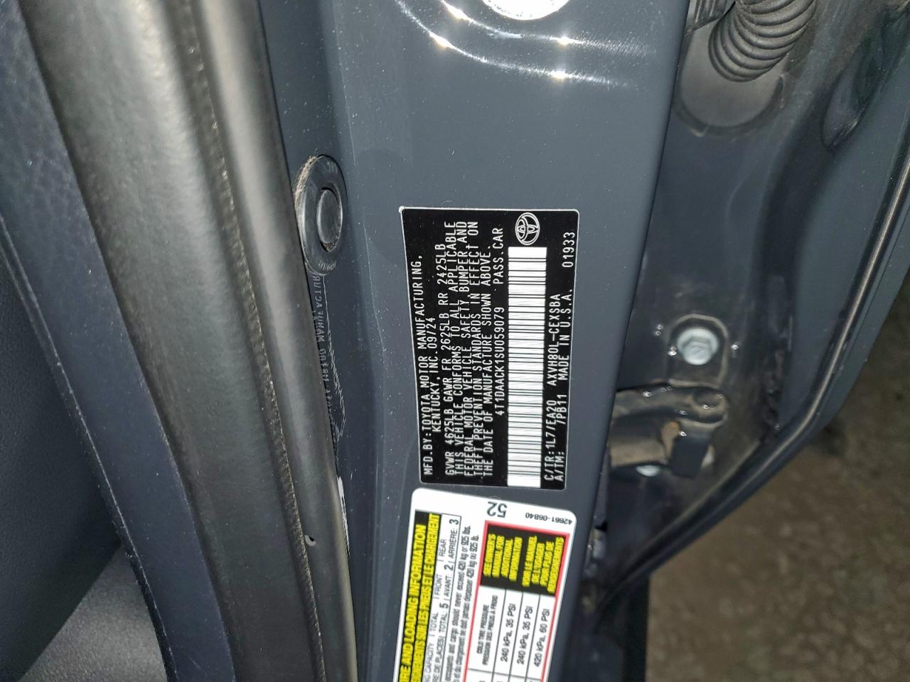 2025 TOYOTA CAMRY XSE photo 12