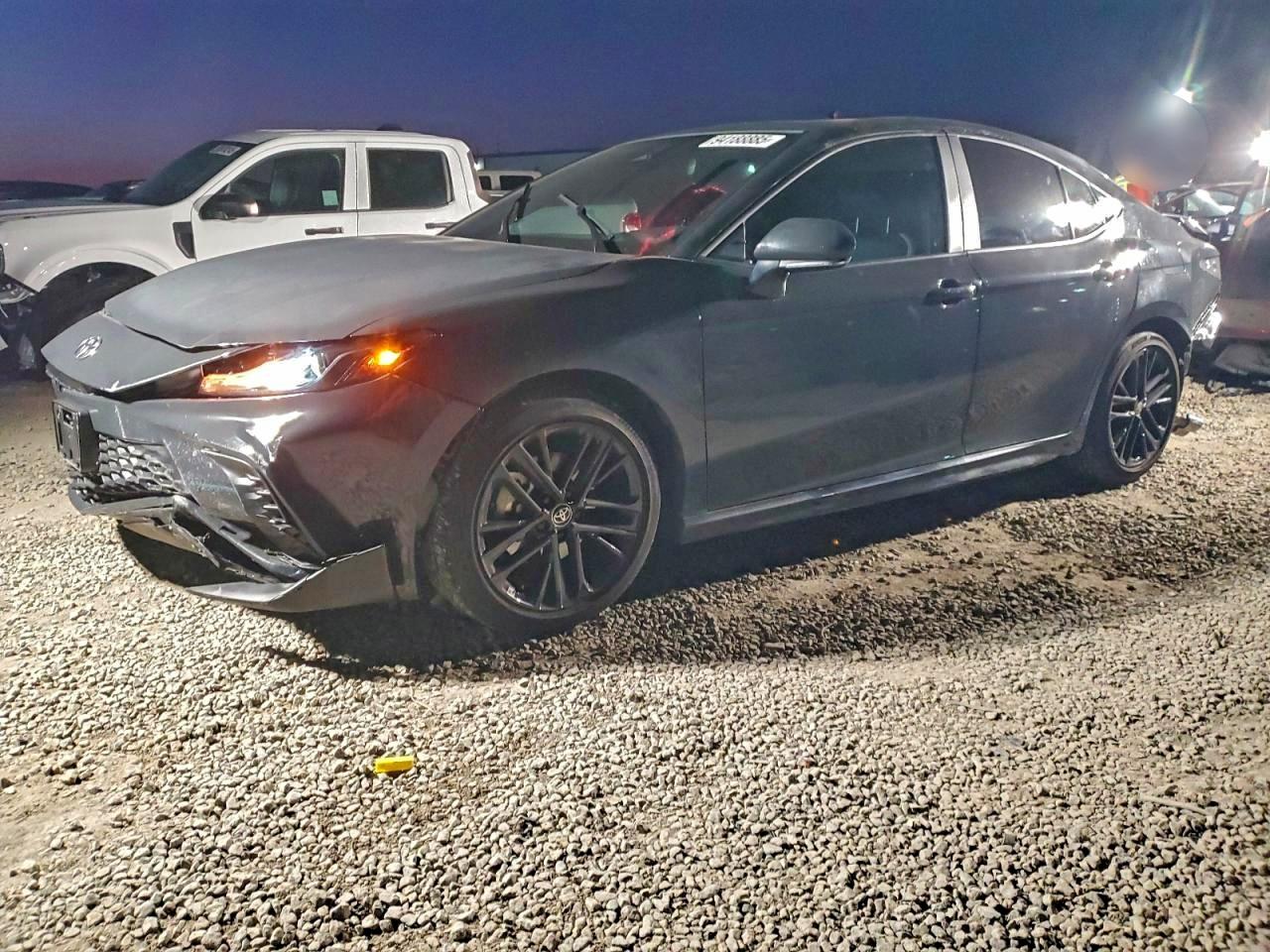 2025 TOYOTA CAMRY