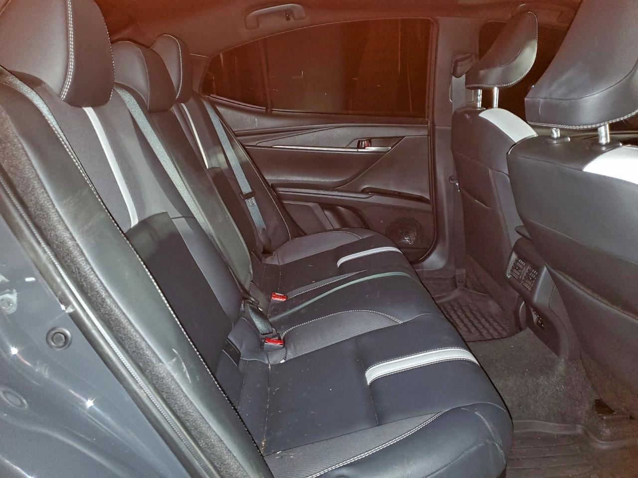 2025 TOYOTA CAMRY XSE photo 10