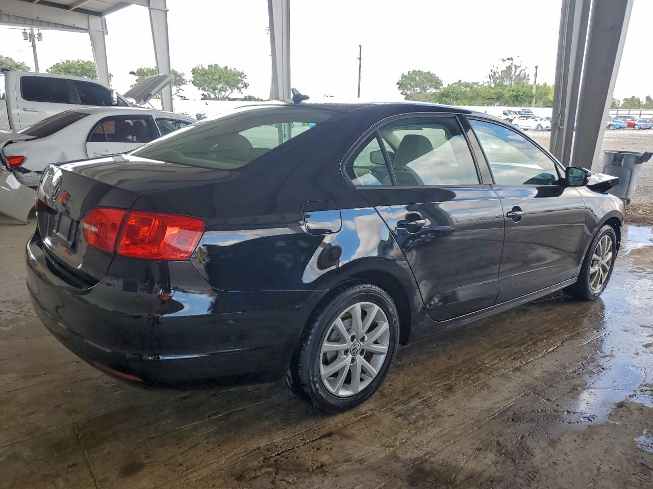 2011 VOLKSWAGEN JETTA SE photo 7