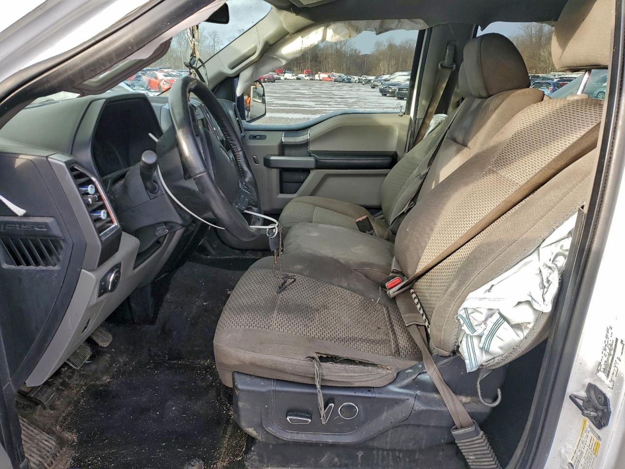 2015 FORD F150 SUPERCREW photo 19
