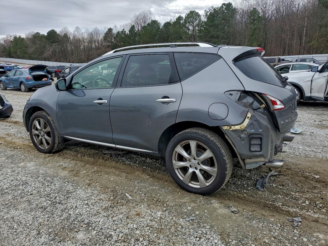 2014 NISSAN MURANO S photo 2