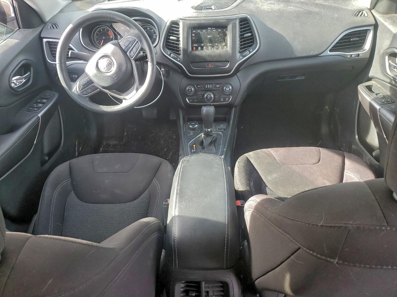 2019 JEEP CHEROKEE LATITUDE photo 8