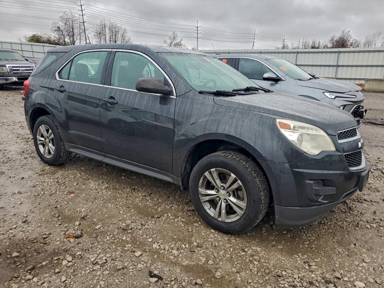 2014 CHEVROLET EQUINOX LS photo 4