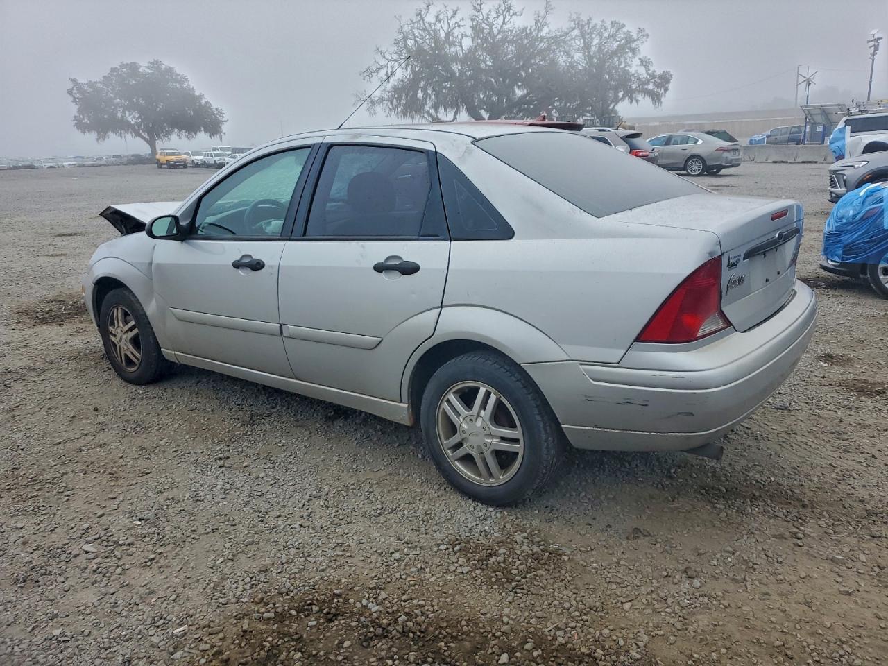 2004 FORD FOCUS SE COMFORT photo 3