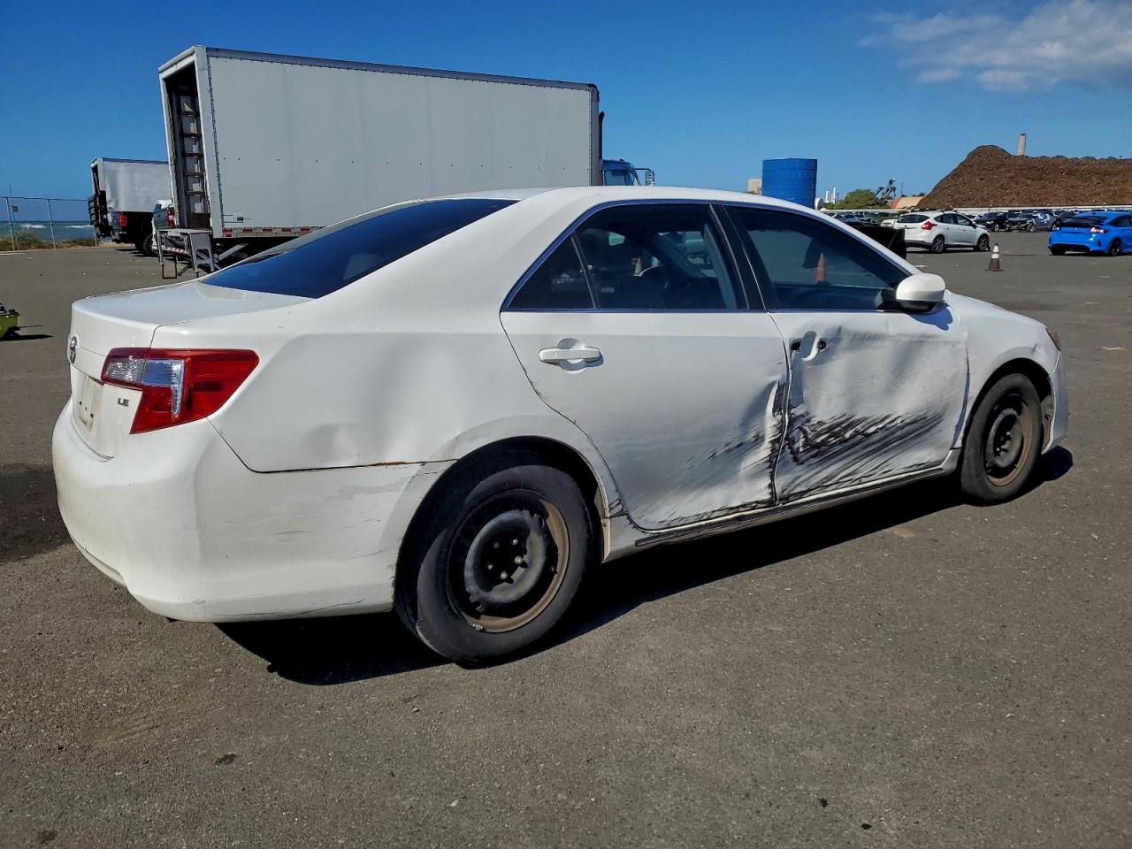 2014 TOYOTA CAMRY L photo 7