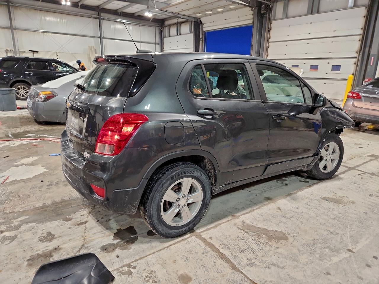 2020 CHEVROLET TRAX LS photo 5