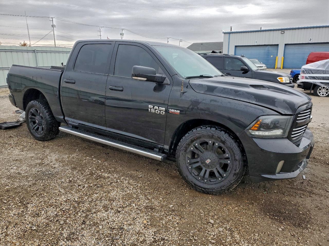 2015 RAM 1500 SPORT photo 10