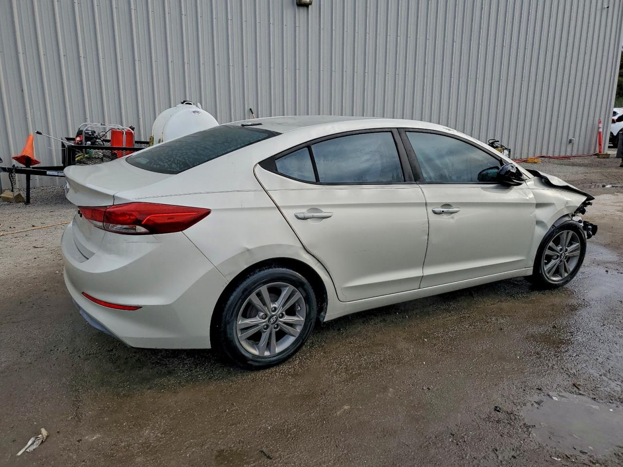 2017 HYUNDAI ELANTRA SE photo 3