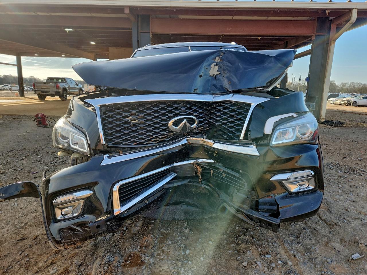 2017 INFINITI QX80 BASE photo 9