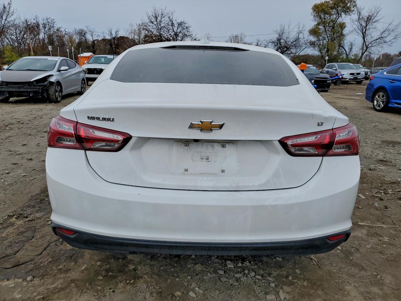 2021 CHEVROLET MALIBU LT photo 11