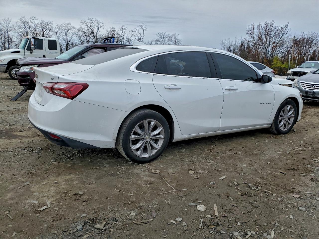 2021 CHEVROLET MALIBU LT photo 5