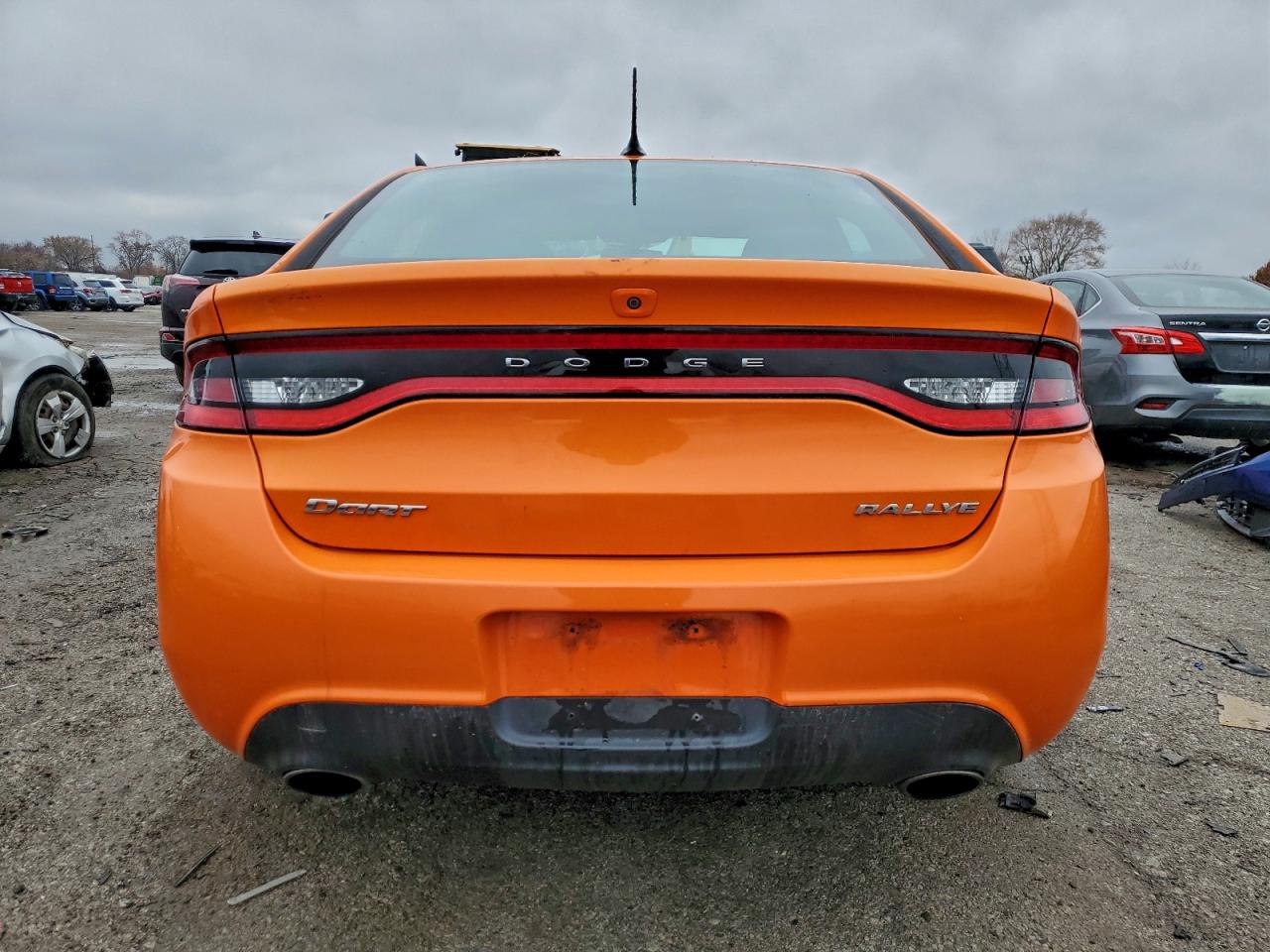 2013 DODGE DART SXT photo 6