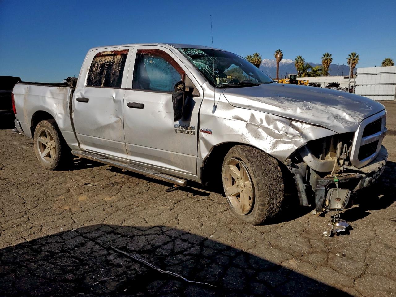 2013 RAM 1500 ST photo 10