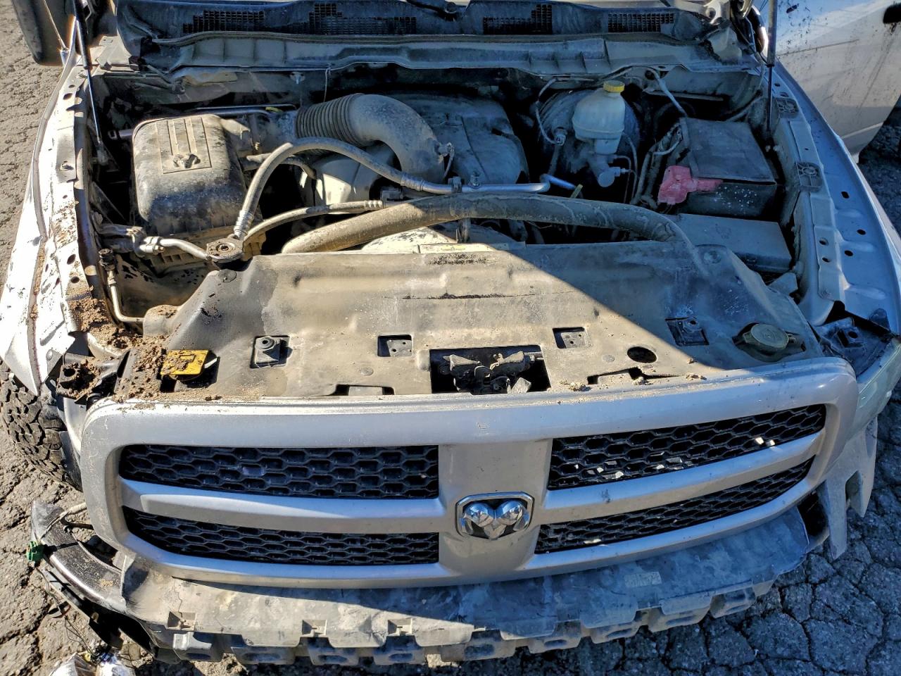 2013 RAM 1500 ST photo 31